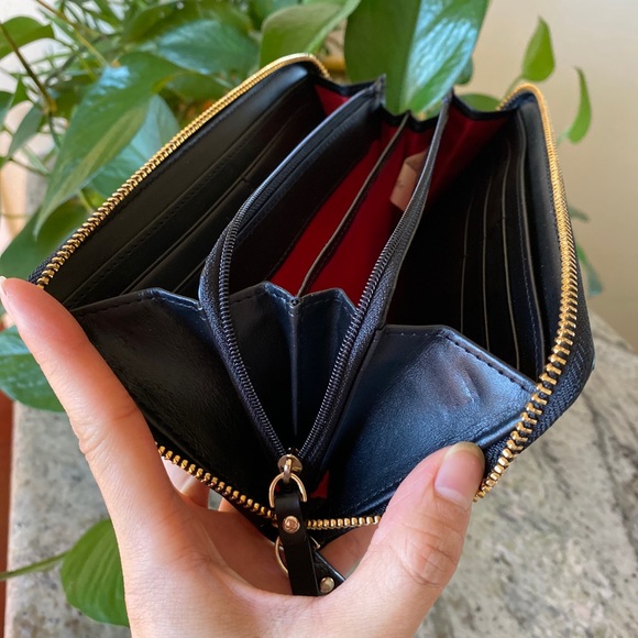 Kate Spade Wallet PWRU2986 - Picture 9 of 10